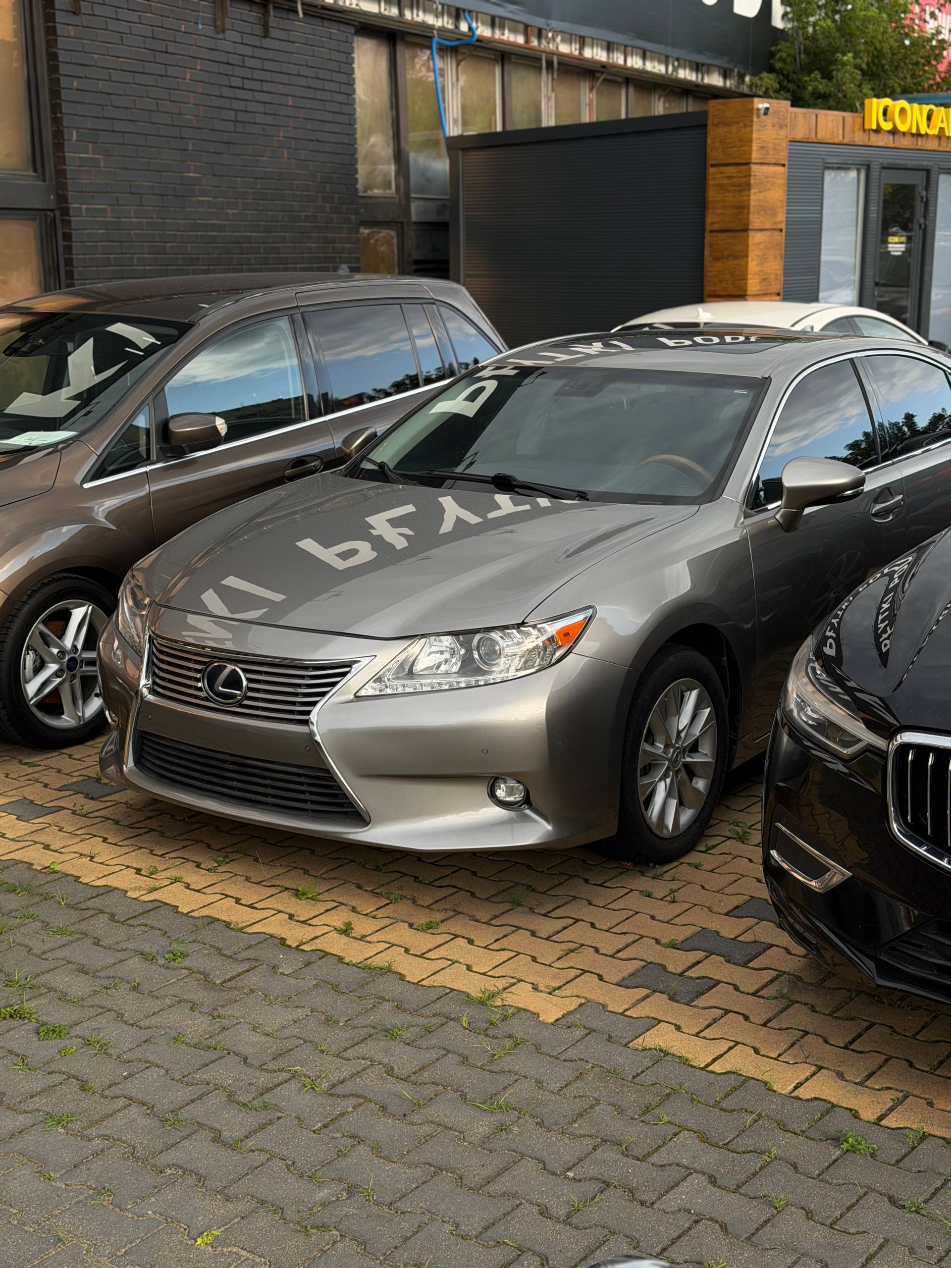 Lexus ES300h 2015