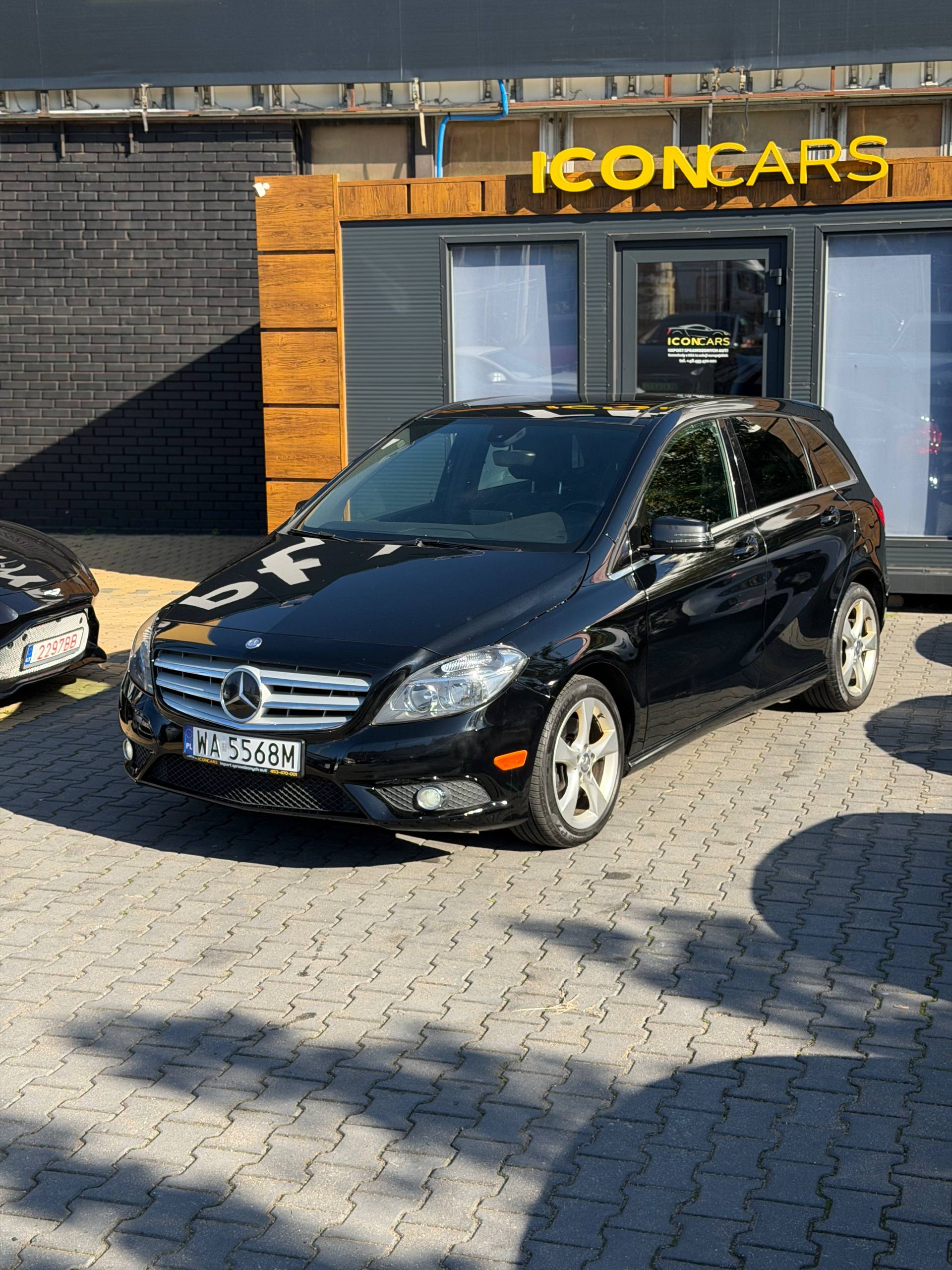 Mercedes-Benz B-250